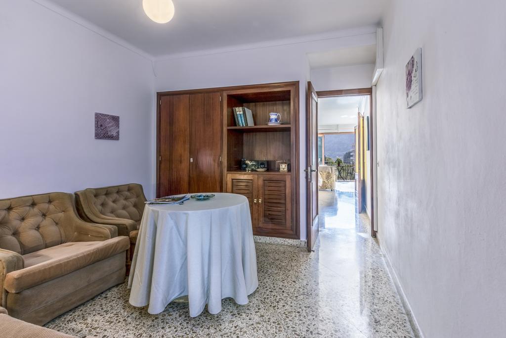 Townhouse Dionis By Homevillas360 Pollenca