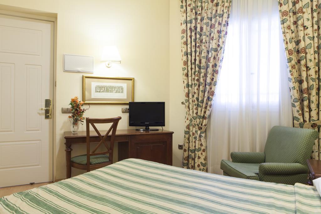Hotel Cervantes
