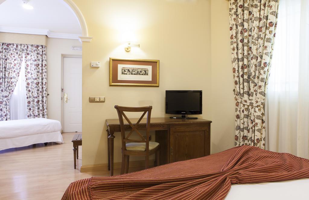 Hotel Cervantes 4*