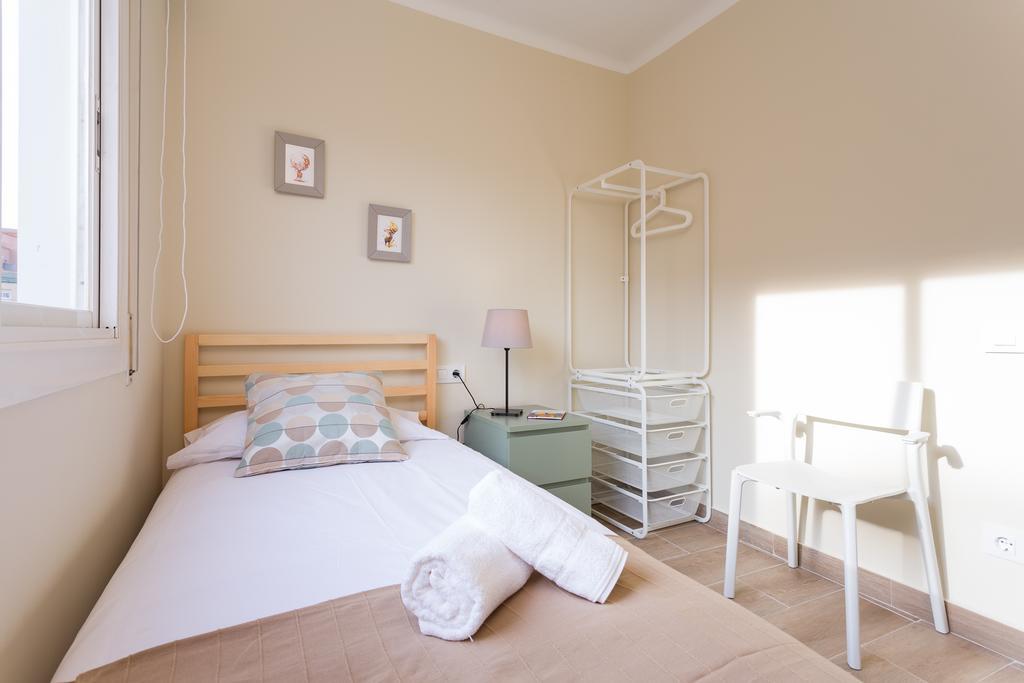 Brand New Near Camp Nou And Fira Barcelona
