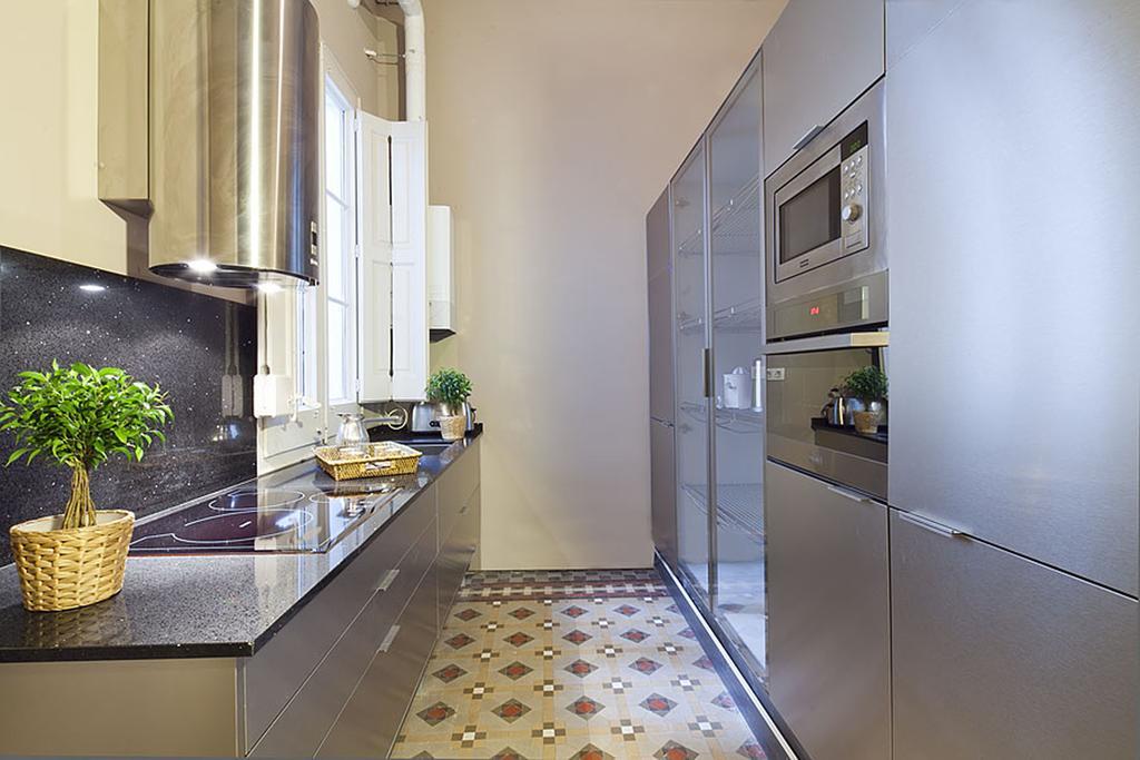 Apartment Rentals - Rambla De Catalunya Center Barcelona