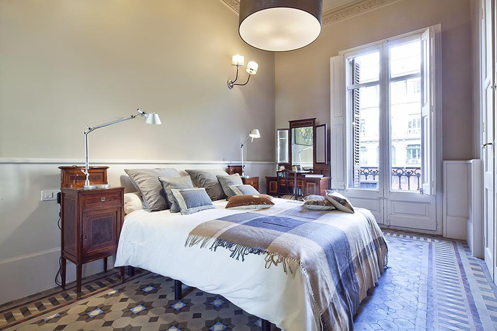 Apartment Rentals - Rambla De Catalunya Center *