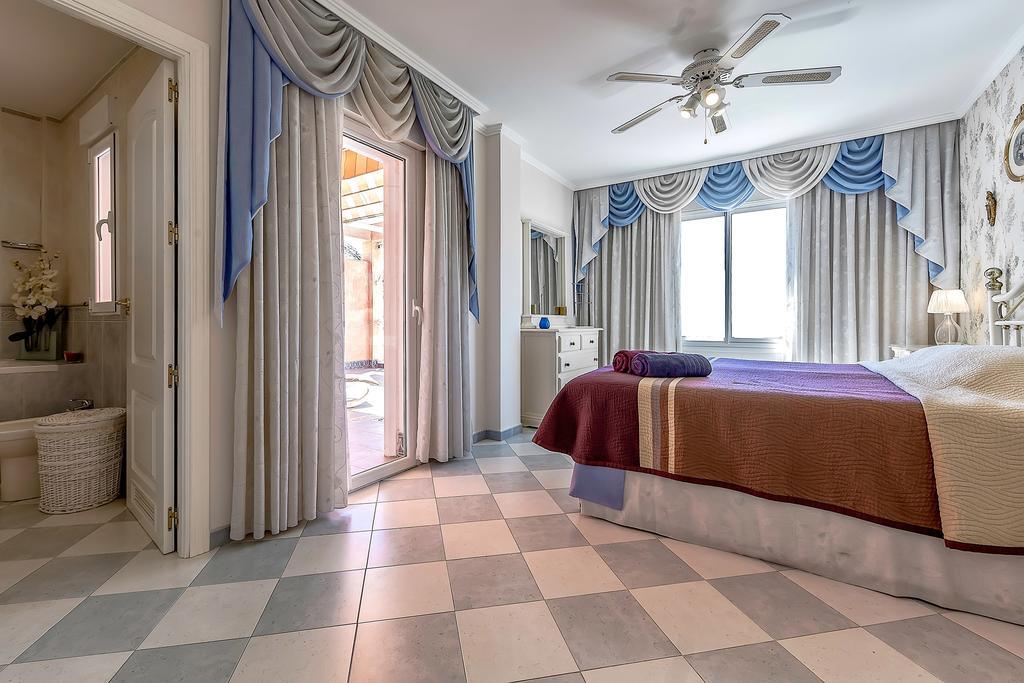 Villa In Los Cristianos Los Cristianos (Tenerife)