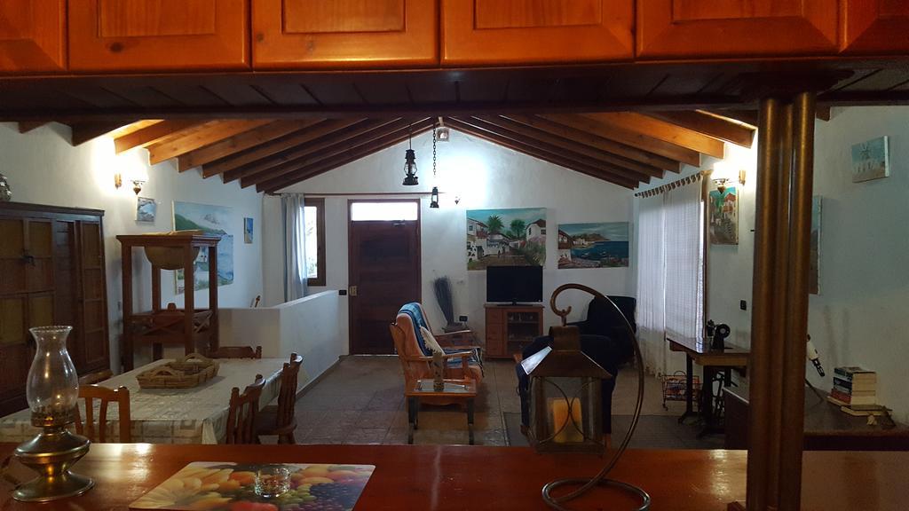 Holiday home Casa Rural Sunset Ampuyenta