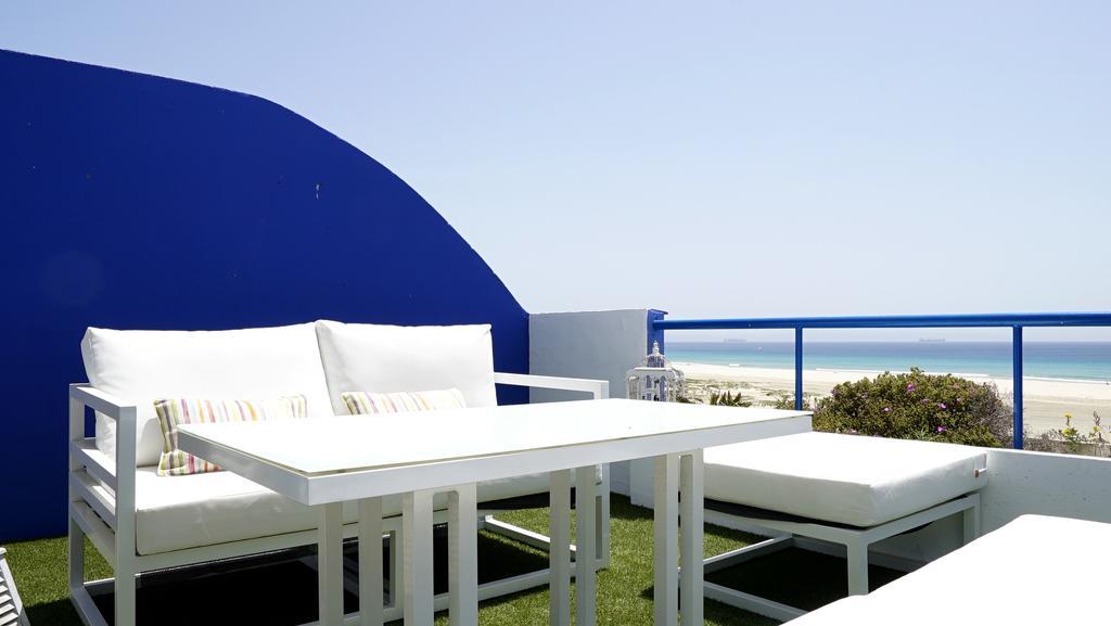 Lances Penthouses *