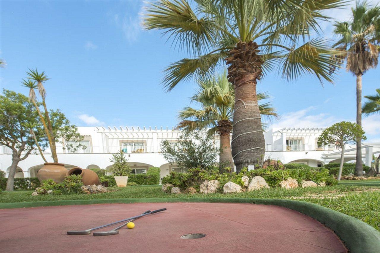 Ona Village Aparthotel 4*