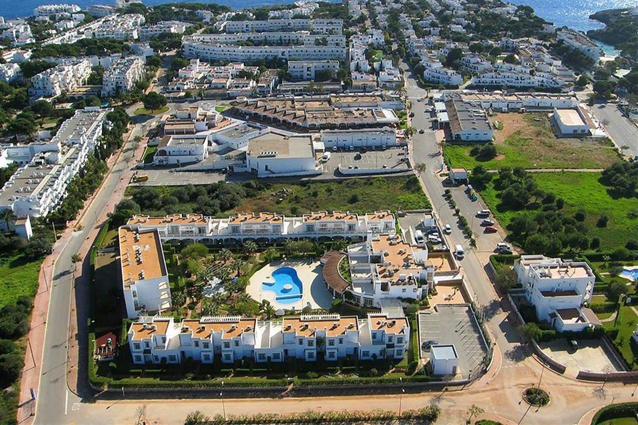 Ona Village Aparthotel
