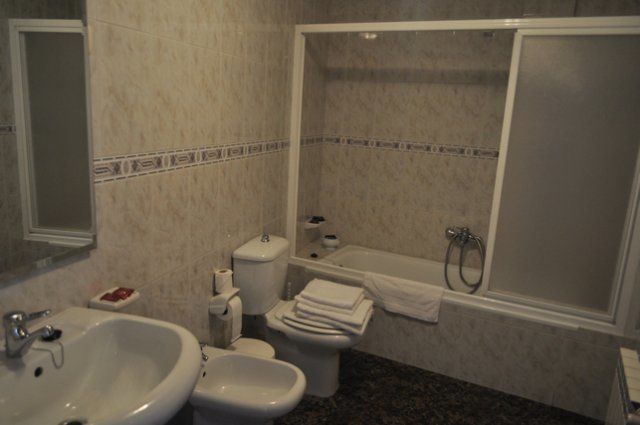 Hotel Playa De Quenxe Corcubion