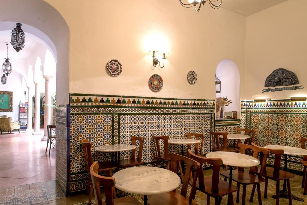 Abanico Hotel
