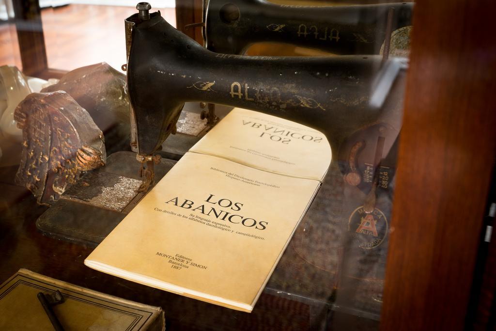 Abanico 3* Sevilla
