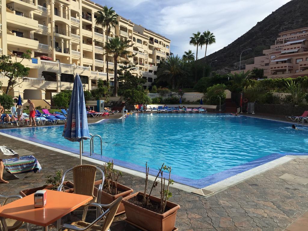 Tropic En Castle Harbour Apartment