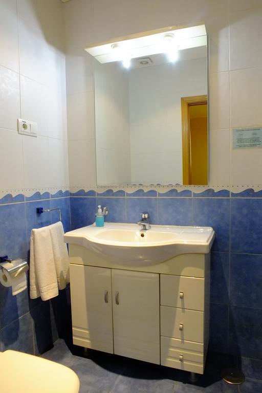 Los Claveles Pensión Torrejón de Ardoz