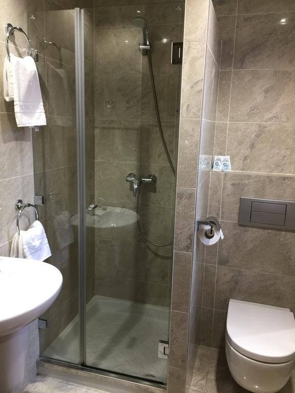 Hostal Iraipe Izaga *