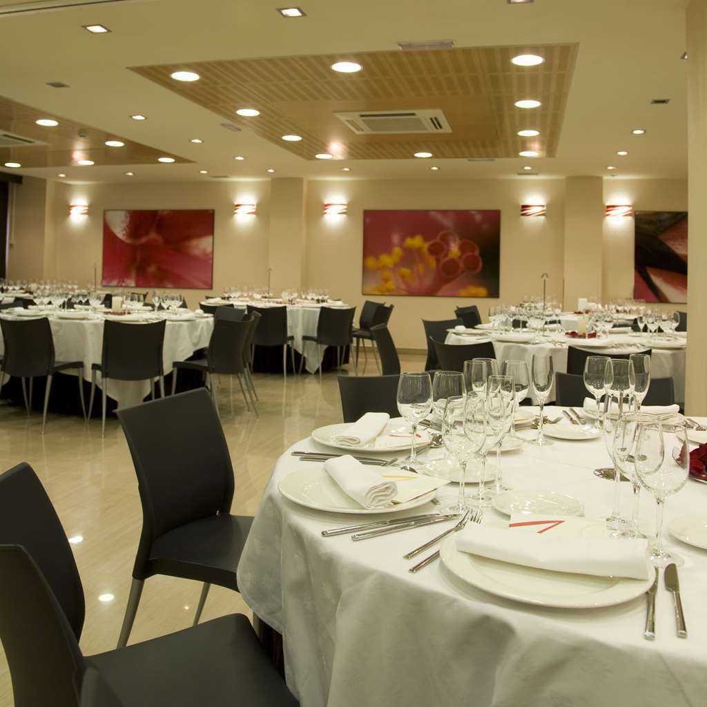 Eurostars Centrum Hotel 4*