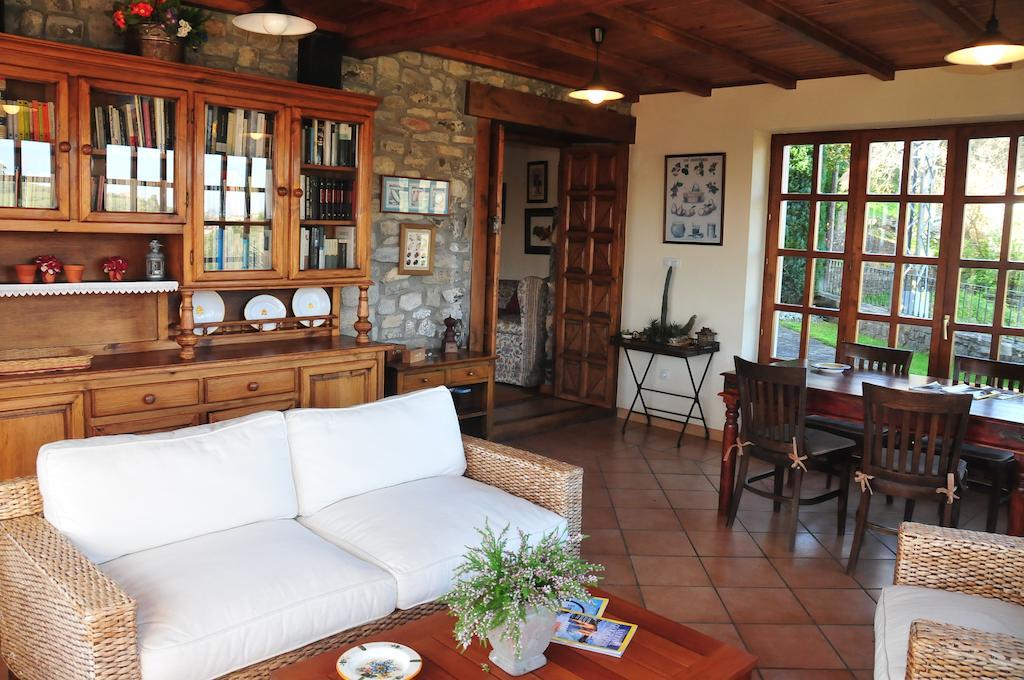 Casa Rural Llugaron I * Miravalles