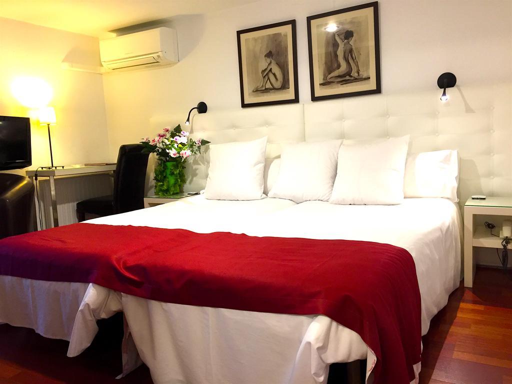 Del Hotel 3*