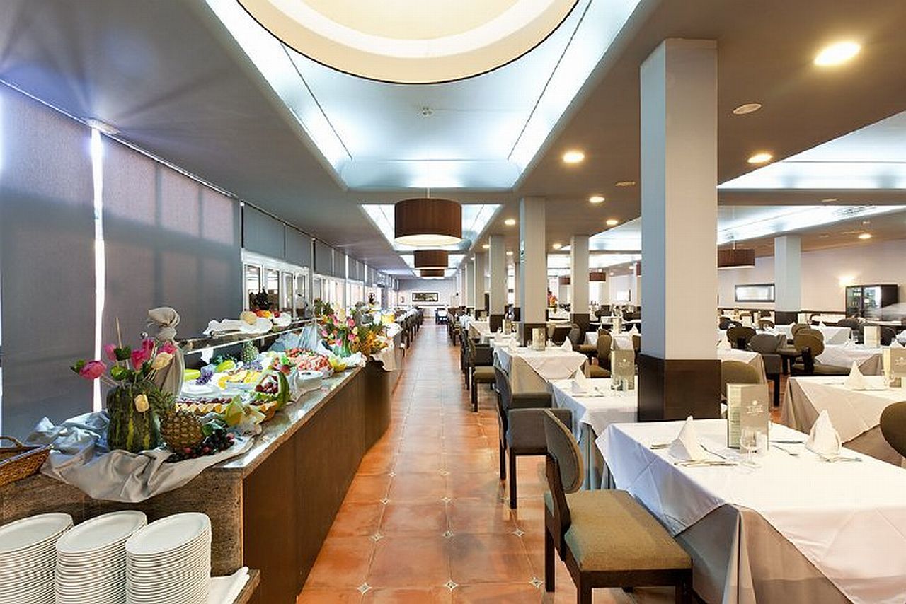 El Duque Aparthotel