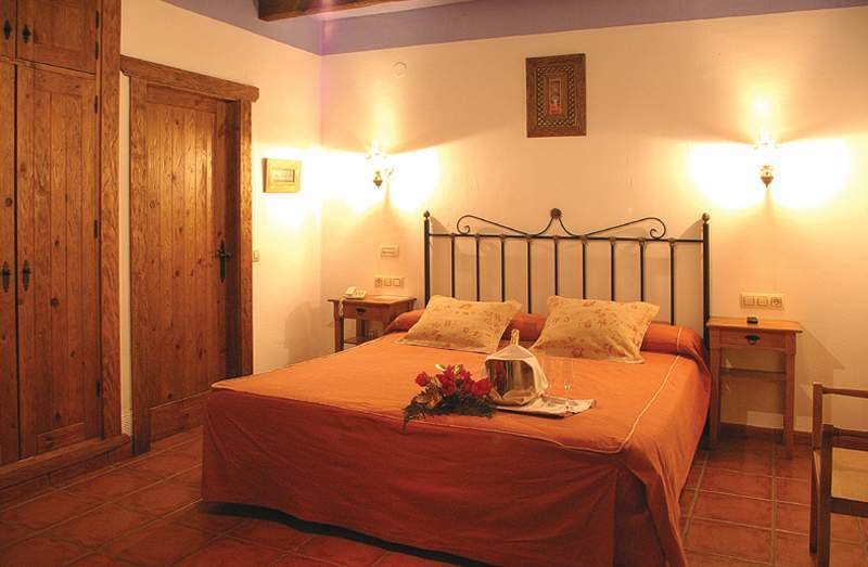 Rural Almazara Hotel 3*
