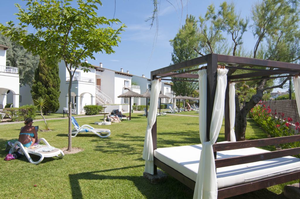 Seaclub Alcudia Mediterranean (adults Only) Apartahotel 4*