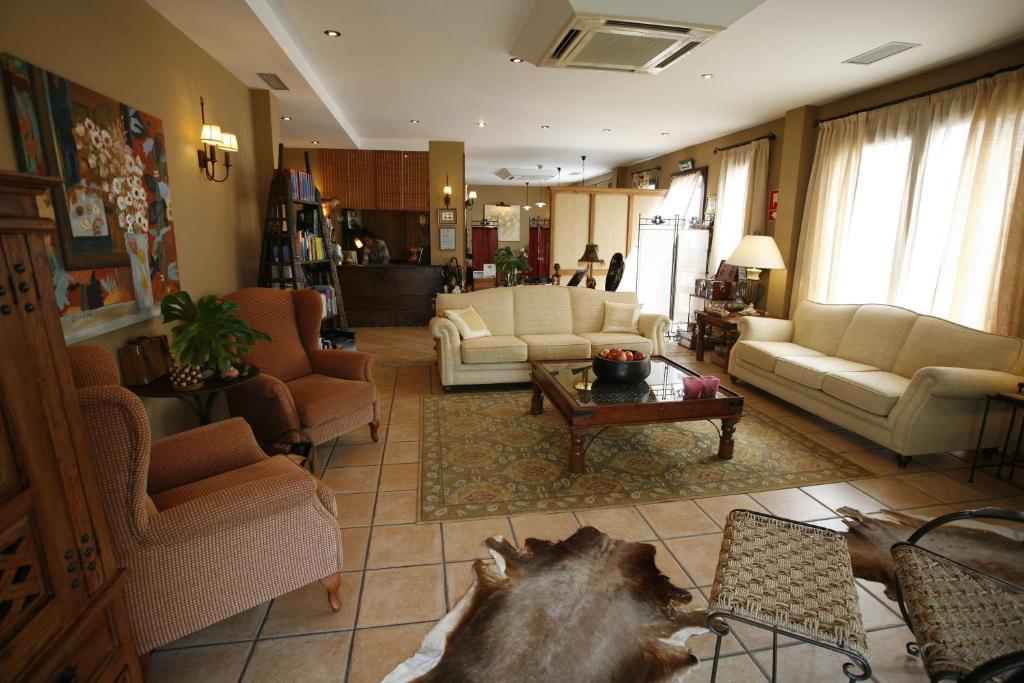 Katxi Hotel Morga