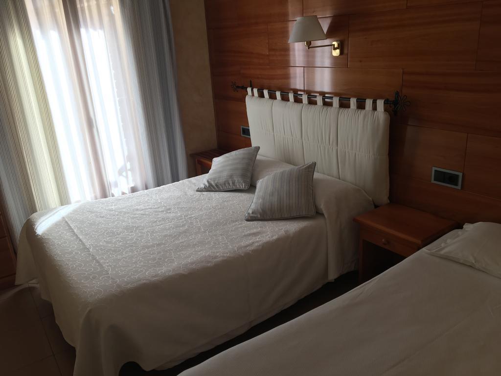 Guest house La Placeta 2*