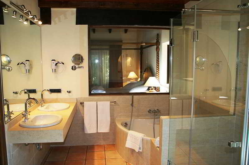 Ljs Ratxo Eco Luxury Retreat Hotel