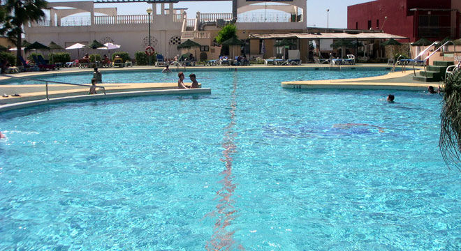 Bahía Serena Apartahotel Roquetas de Mar