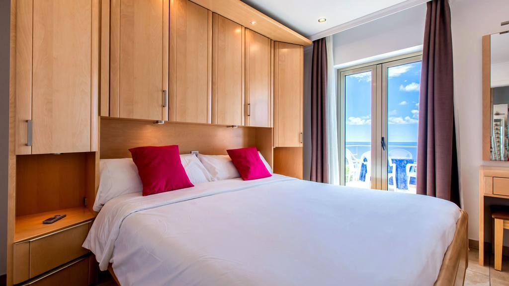 Bahia Blanca Aparthotel