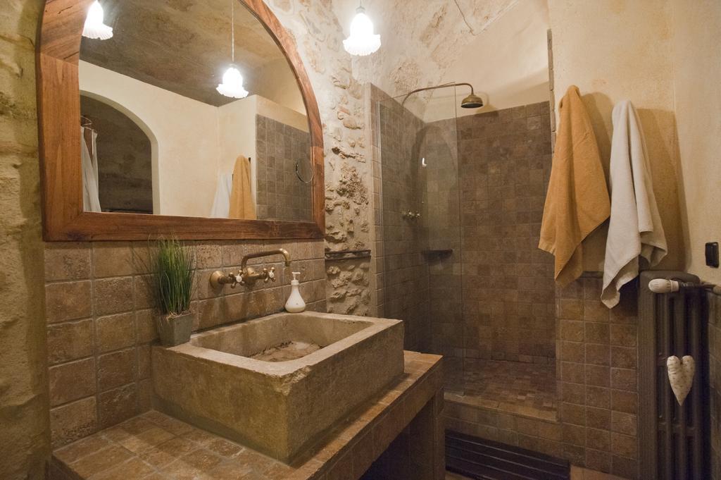 Lodge Mil Estrelles Cornellá de Terri