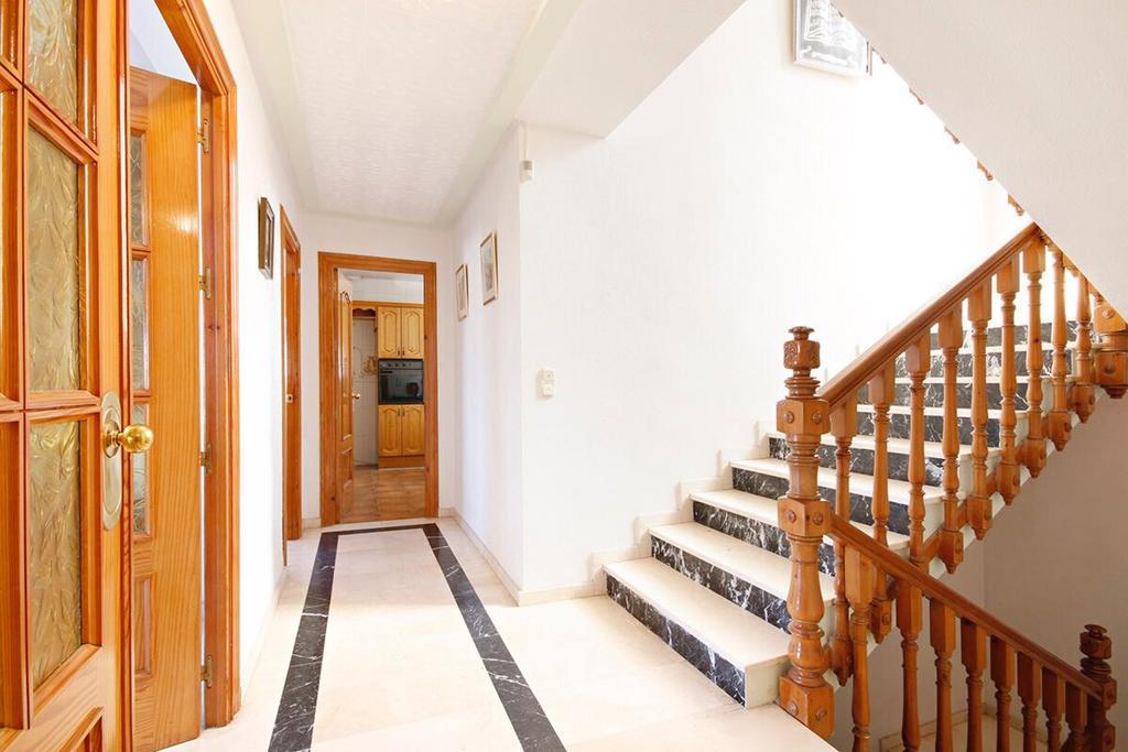 Nazari Country house