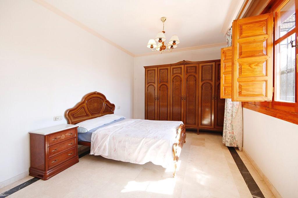 Nazari Country house Otura
