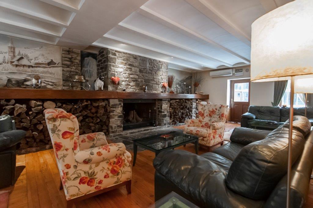 Vilagaros Aparthotel
