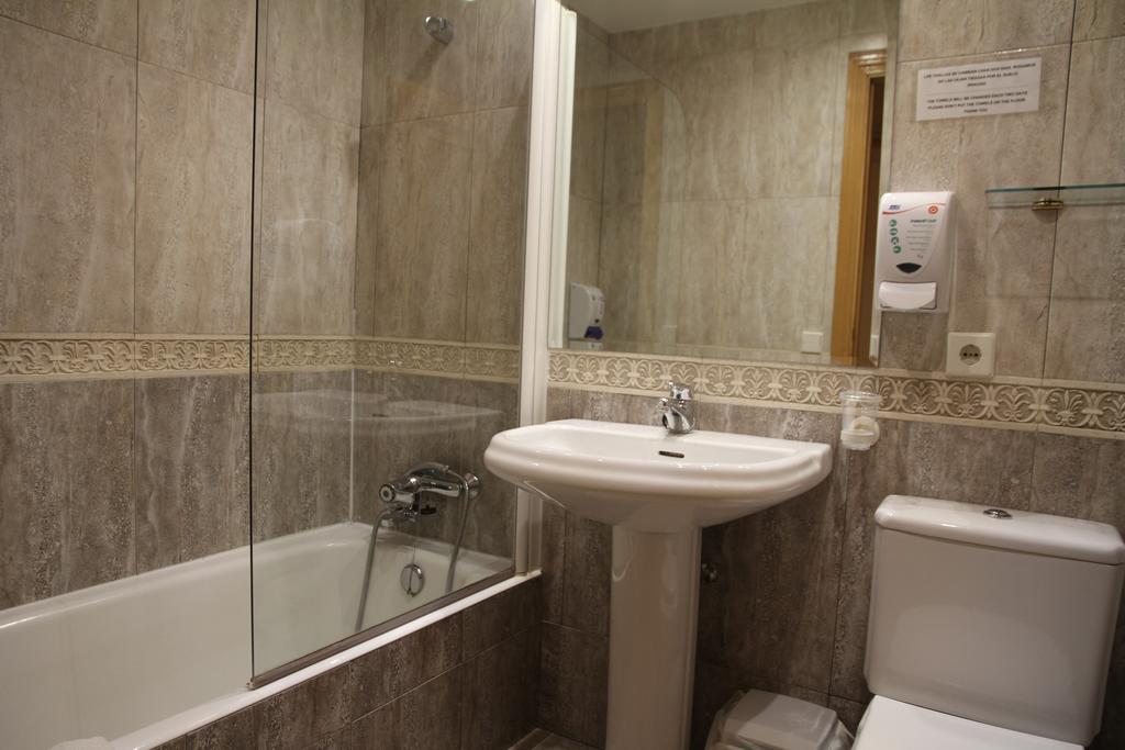 Acella Guest house