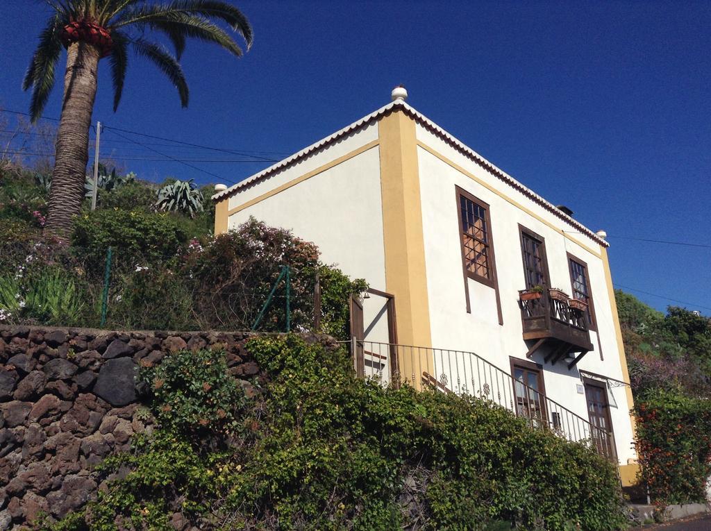 Casa Roberta Holiday home *