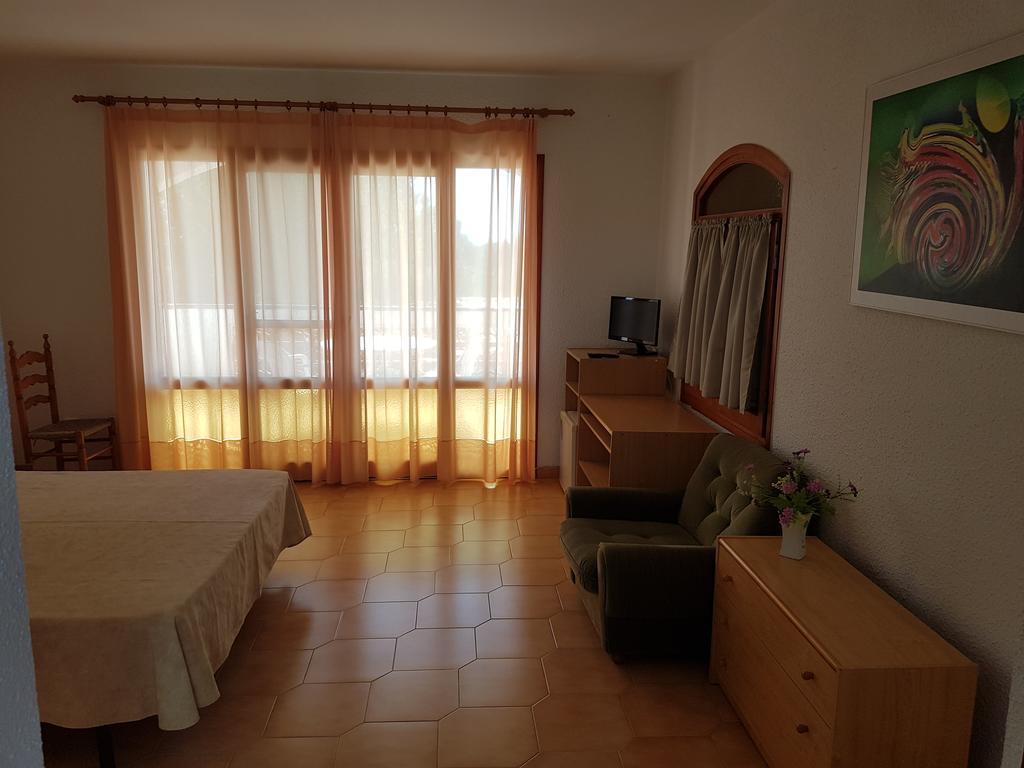 The Sea Garden Hotel