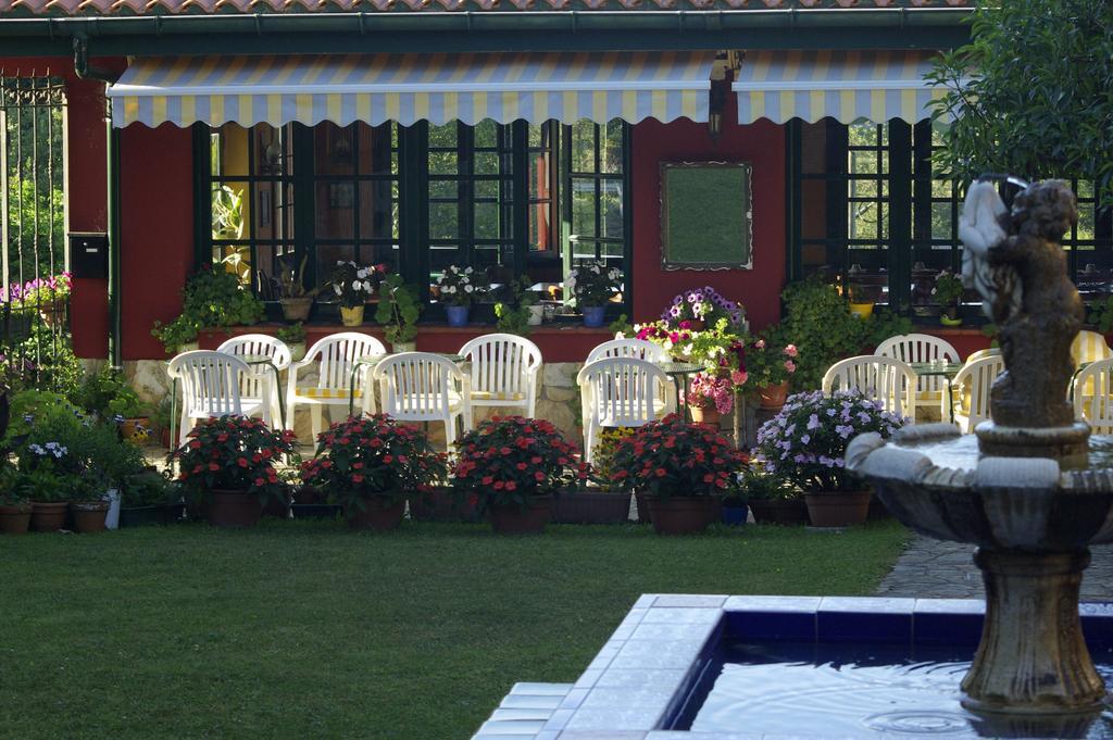 Aldea Del Trasgu Hotel