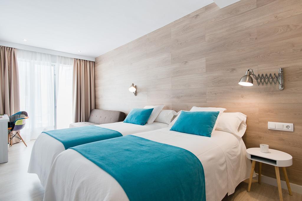 Menurka Hostal *