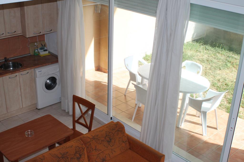 Turisticos Canos De Meca Apartment *