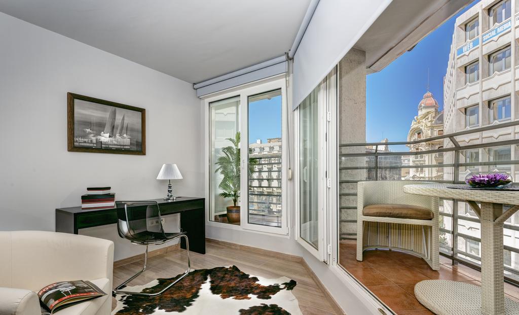 Genteel Home Isabel La Catolica Apartment *