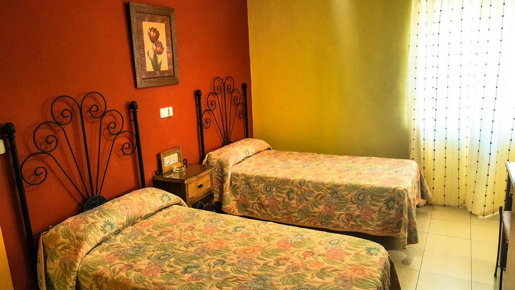 Guest house Restaurante El Paso *