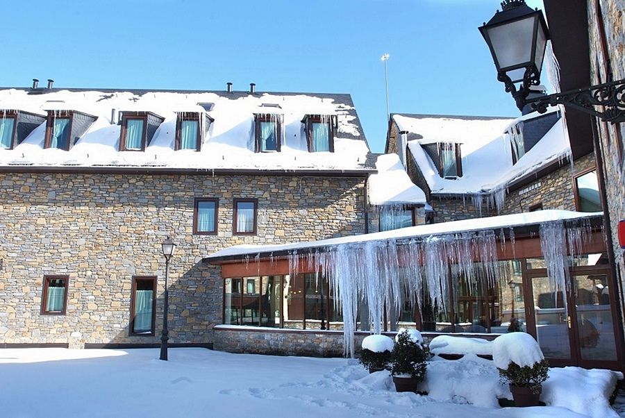 Aparthotel Vilagaros 4*