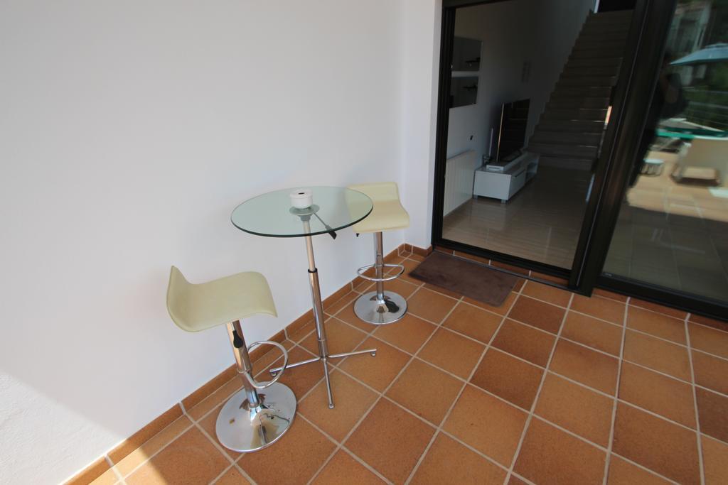 Elena Baladrar Villa Benissa