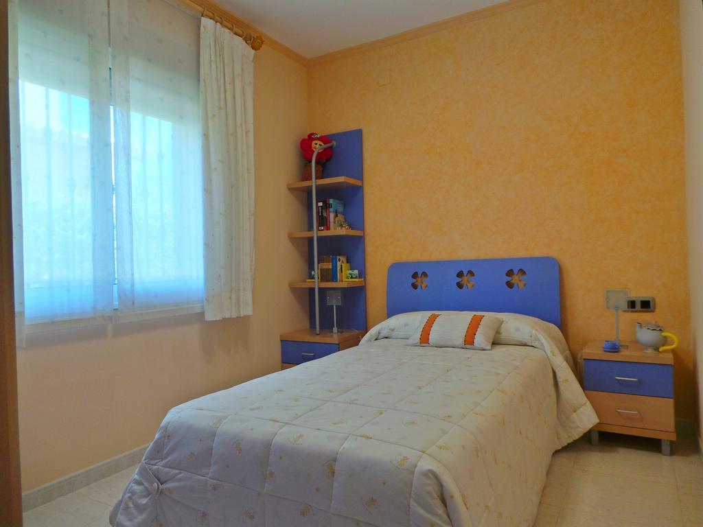 Casa Neus Bara Ii Holiday home Roda de Bera