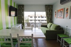 Salles Aparthotel 3*