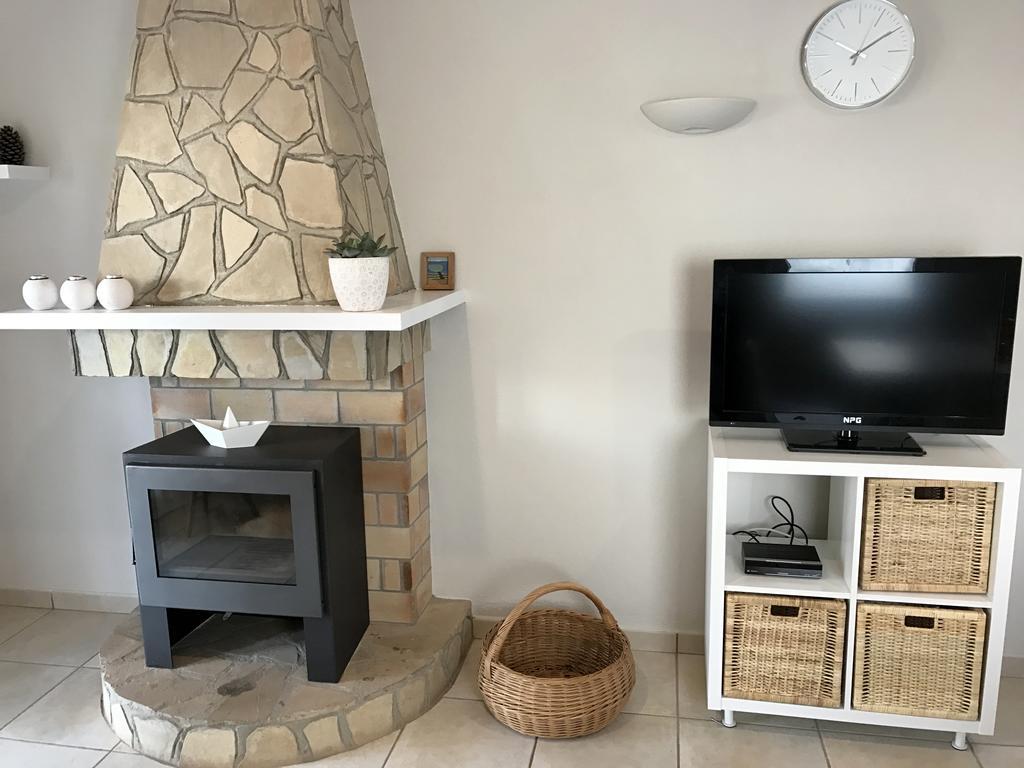 Neapolis 2 Apartment