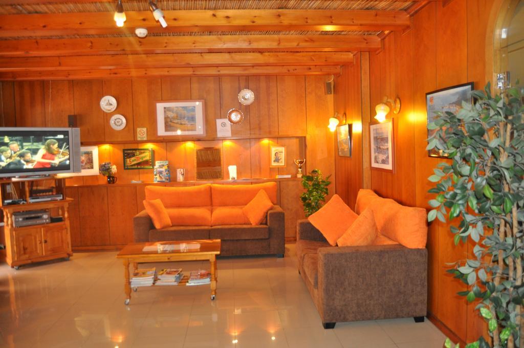 Coral Hotel *