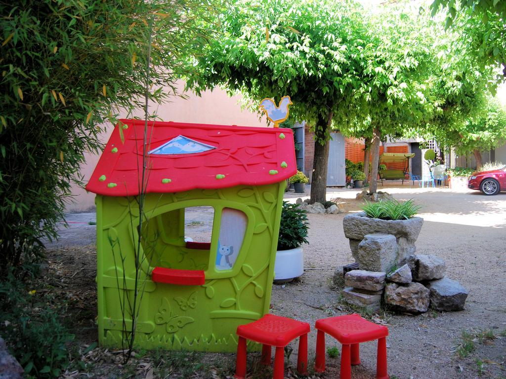 Fabrellas Guest house 2*