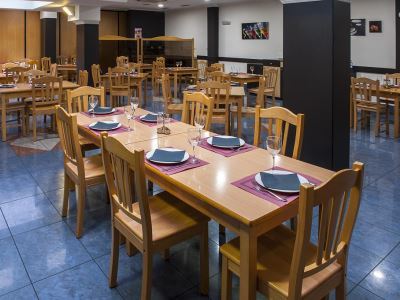 Iraipe Izaga Hostal *
