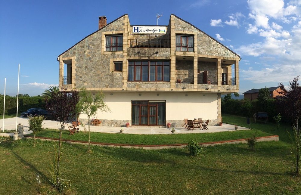 La Moraleja Bed and breakfast Solares
