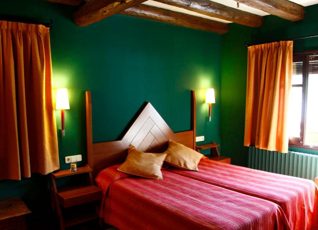 Vall Ferrera Hotel